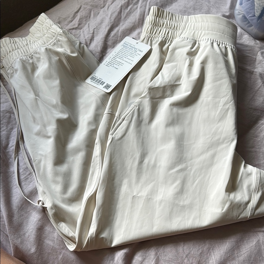 Lululemon Athletica Cream Joggers Relaxed Fit